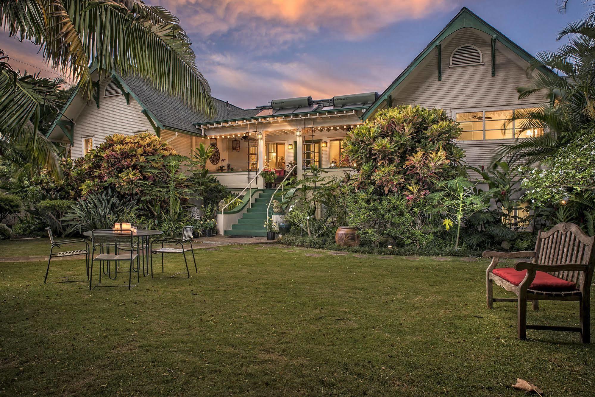 The Historic Wailuku Inn Maui Buitenkant foto